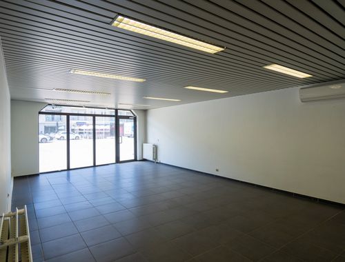                                         Bureaux à vendre à Deinze, € 355.000
