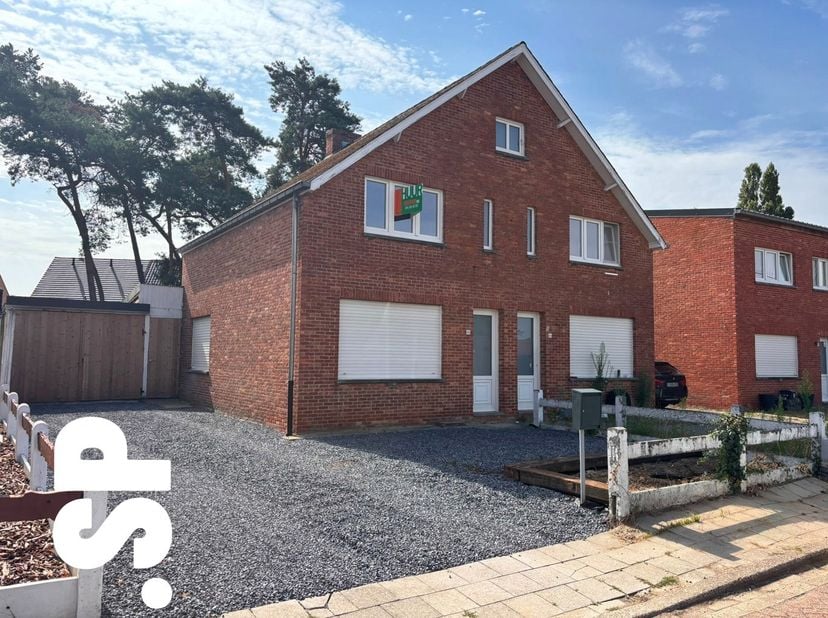 Huis te huur in Sint-Niklaasstraat 46,
                    2260 Zoerle-Parwijs