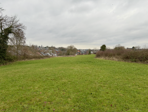                                         Bouwgrond te koop in Montigny-le-Tilleul, € 150.000
