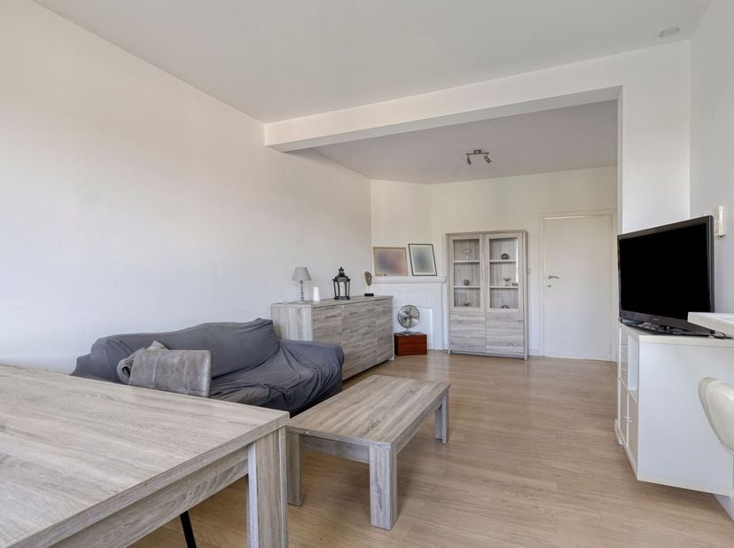 Perfect onderhouden appartement nabij centrum Tervuren. <br />
<br />
Perfect onderhouden appartement van +/- 70 m² op de tweede verdieping, ideaal ge