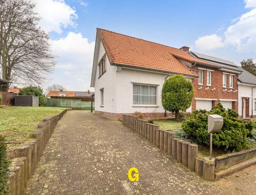                                         Maison à vendre à Hoeselt, € 245.000
