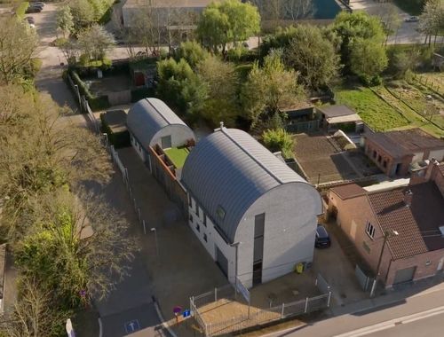                                         Handelspand met woonst te koop in Rotselaar, € 975.000

