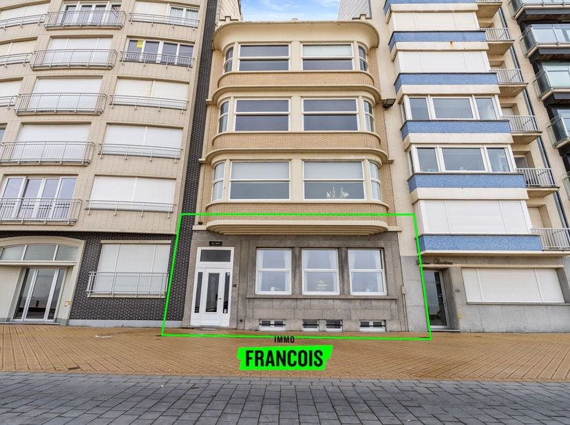 Avertissement: ce message a été traduit automatiquement<br />
Cet appartement spacieux et authentique au rez-de-chaussée sur la digue à Ostende offre