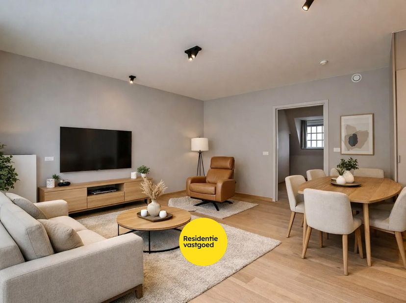 In het stadscentrum van het prachtige Nieuwpoort vindt u dit piekfijn appartement terug (55m² +11m² terras). Het appartement maakt deel uit van het pr