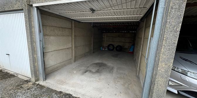 Garage te koop in Groot-Bijgaardenstraat 51a, 1600 Sint-Pieters-Leeuw