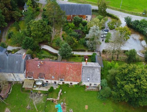                                         Eengezinswoning te koop in Couvin, € 850.000
