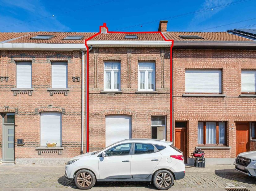 Huis te koop in Matteottistraat 21,
                    2845 Niel