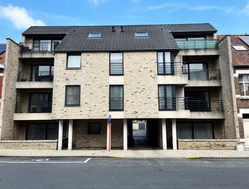                                         Appartement te huur in Rumbeke, € 795
