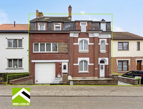                                         Maison à vendre à Sluizen, € 345.000
