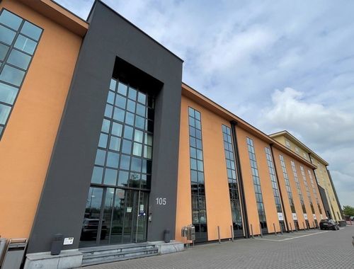                                         Bureaux à louer à Antwerpen, € 778,75
