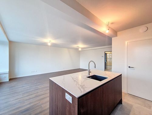                                         Appartement à louer à Eeklo, € 1.100
