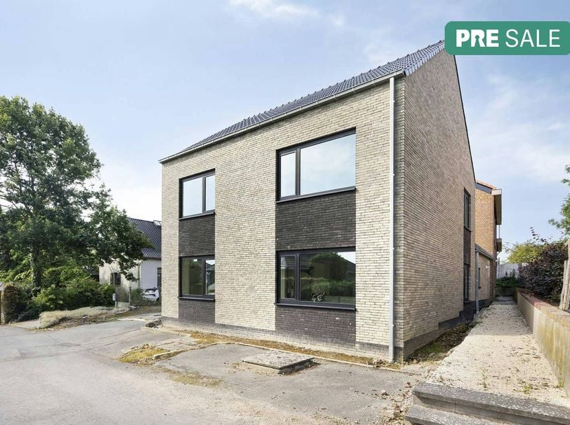 Huis te koop in Borgveld 3,
                    9700 Oudenaarde
