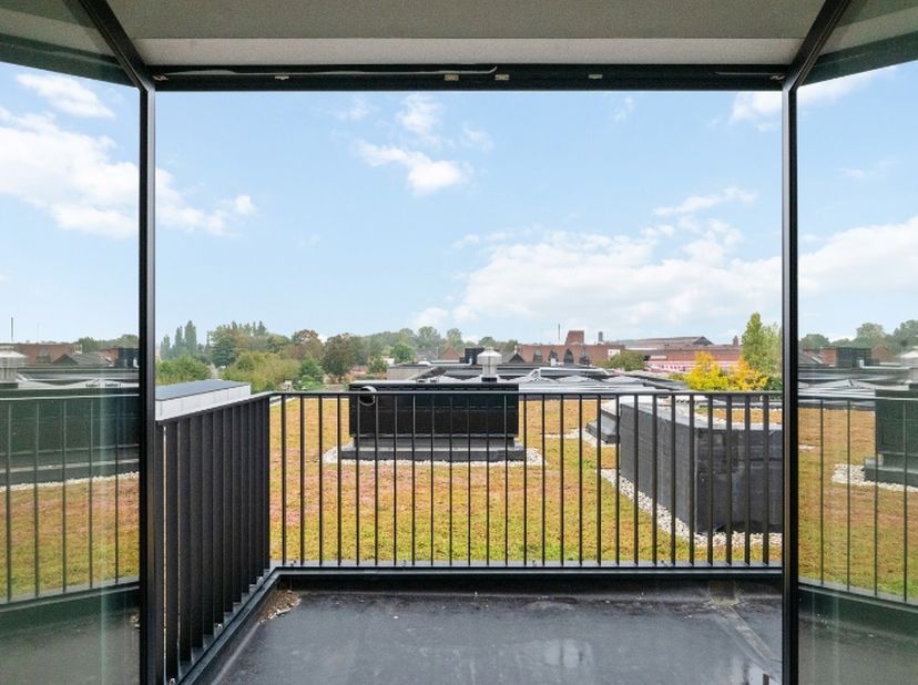 6% btw op constructie ( onder voorwaarden), zowel voor 1ste aankoop als voor investering onder BV.&amp;nbsp;<br />
<br />
Deze kleinschalige nieuwbouwresi
