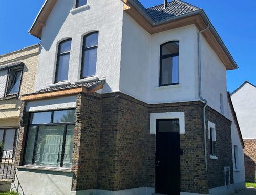                                         Woning te huur in Sint-Amandsberg, € 1.150
