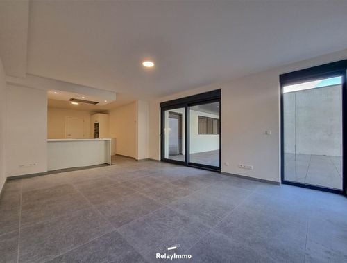                                         Appartement à louer à Tournai, € 1.000
