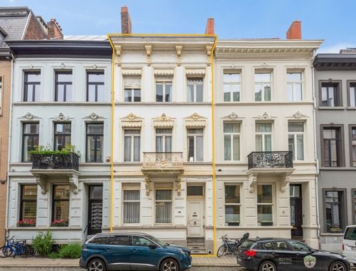                                         Herenhuis te koop in Antwerpen, € 795.000
