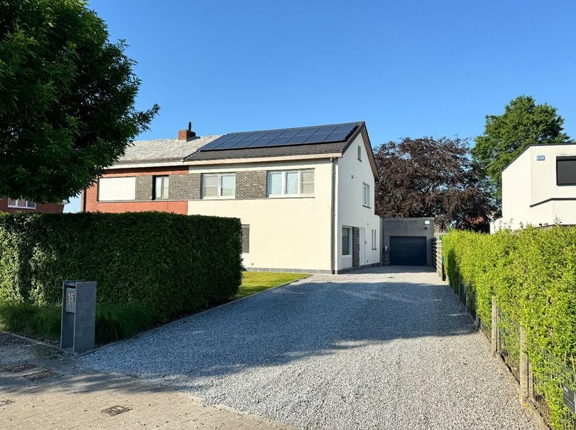 Maison à vendre
                    à 9800 Petegem-aan-de-Leie