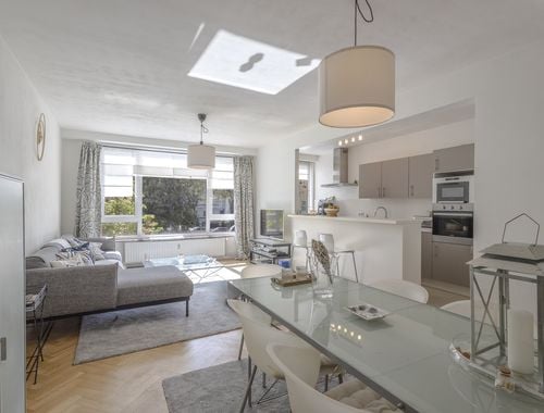                                         Appartement te koop in Schaarbeek, € 310.000
