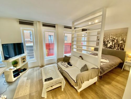                                        Studio te koop in Brussel, € 210.000
