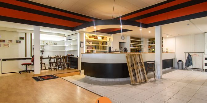 Bedrijfsvastgoed te koop in Stationsstraat 24, 8870 Izegem