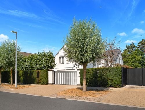                                         Woning te koop in Knokke, € 2.200.000
