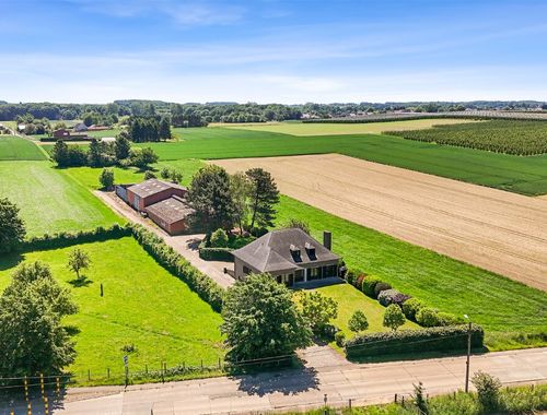                                         Villa-landhuis te koop in Molenbeek-Wersbeek, € 760.000
