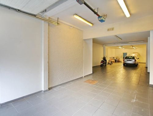                                         Place de stationnement à vendre à Laeken, € 295.000
