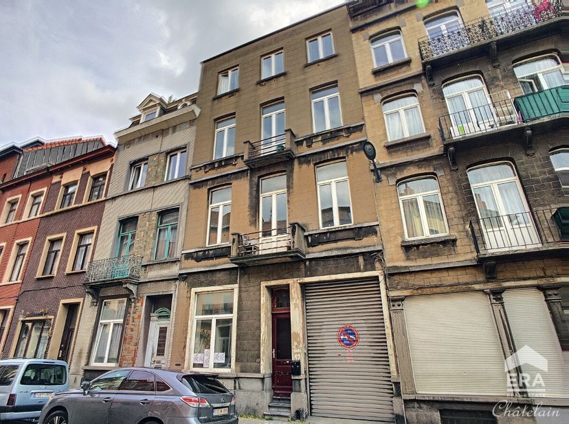 Appartement te koop in Rue Vanderlinden 12,
                    1030 Schaarbeek