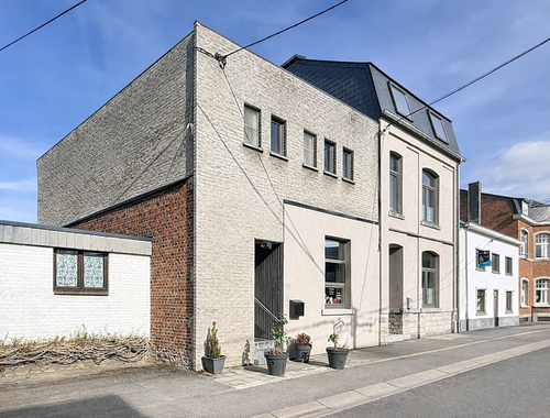                                         Maison à vendre à Beauraing, € 235.000
