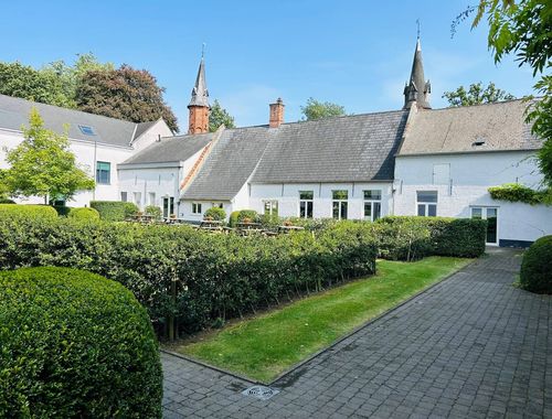                             Bureaux à louer à Merelbeke
