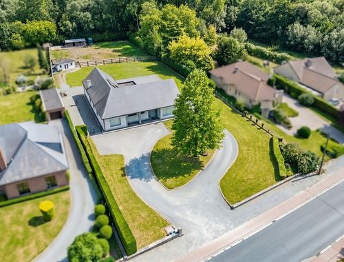                                         Woning te koop in Hekelgem, € 995.000
