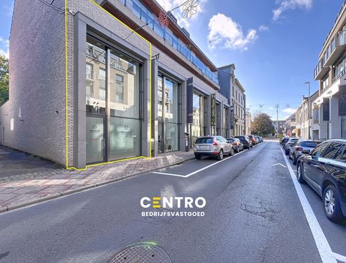                                         Bien commercial à louer à Roeselare, € 1.600
