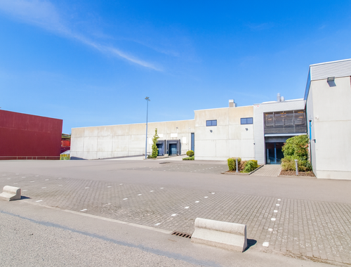                                         Bâtiment d’entreprise à vendre à Sauvenière, € 5.000.000
