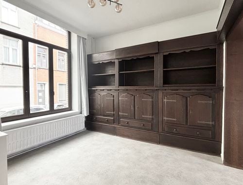                                         Maison unifamiliale à louer à Etterbeek, € 1.950

