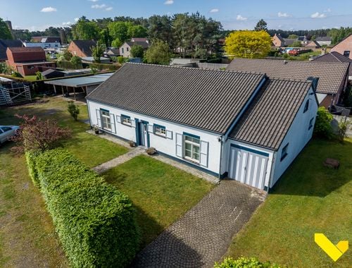                                         Hoeve te koop in Veerle, € 415.000
