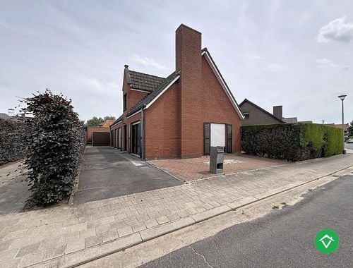                                         Bungalow te koop in Roeselare, € 349.000
