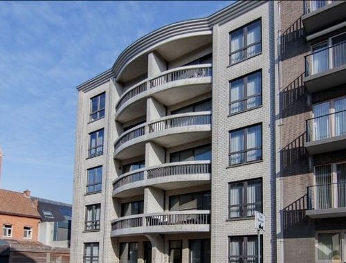                                         Appartement à louer à Paal, € 950
