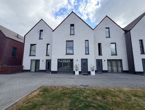                                         Maison à louer à Genk, € 1.550
