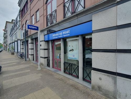                                         Bien commercial à vendre à Neerpelt, € 154.000
