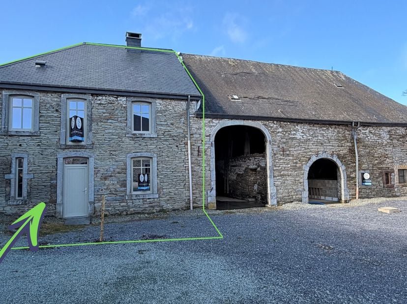 <br />
ISIMMO stelt u met plezier deze charmante gîte voor 6 personen voor, recent gerenoveerd (enkele afwerkingen nog te voorzien: deuren en warmtepo