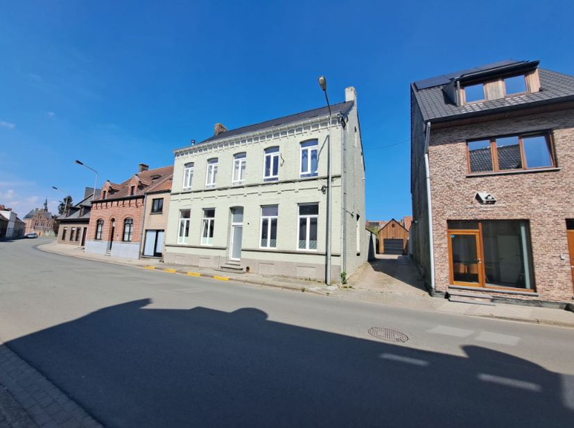 Huis te koop in Handzamestraat 168,
                    8610 Kortemark