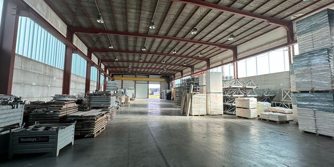 Bedrijfsvastgoed te huur in Zandvoordestraat 444, 8400 Oostende