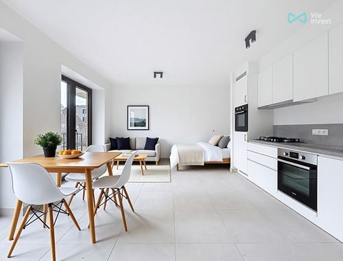                                         Studio te huur in Schaarbeek, € 950
