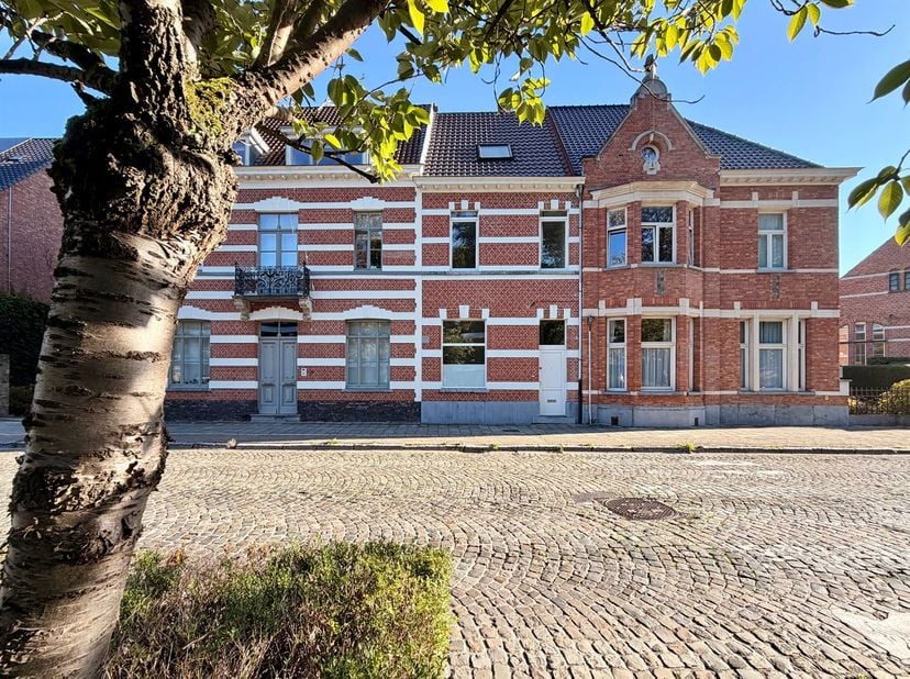 Huis te koop in Groendreef 35,
                    9160 Lokeren