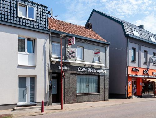                                         Handelspand met woonst te koop in Mechelen-aan-de-Maas, € 249.000
