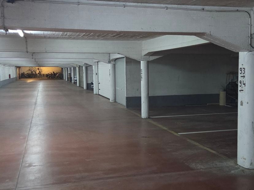Garage à louer
                    à 9300 Aalst