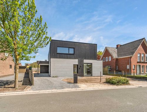                                         Villa te koop in Deinze, € 698.000
