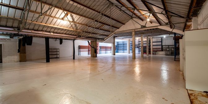 Garage à louer à Sint-Bernardsesteenweg 240, 2020 Antwerpen