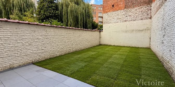Appartement à louer à RUE DE LA CAMBRE 320, 1200 Woluwe-Saint-Lambert