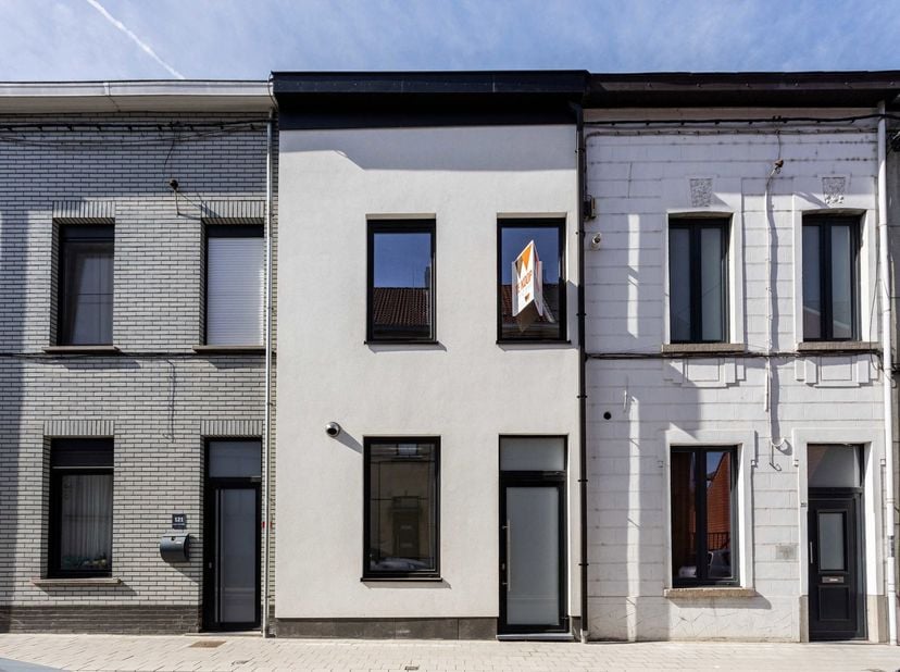 Huis te koop in Nieuwbeekstraat 119,
                    9300 Aalst